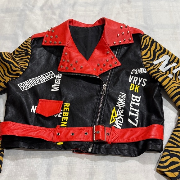 (T2) Vintage Y2K Punk Rock Crop Biker Jacket, Size M,80s Style, with Studs - Picture 9 of 16